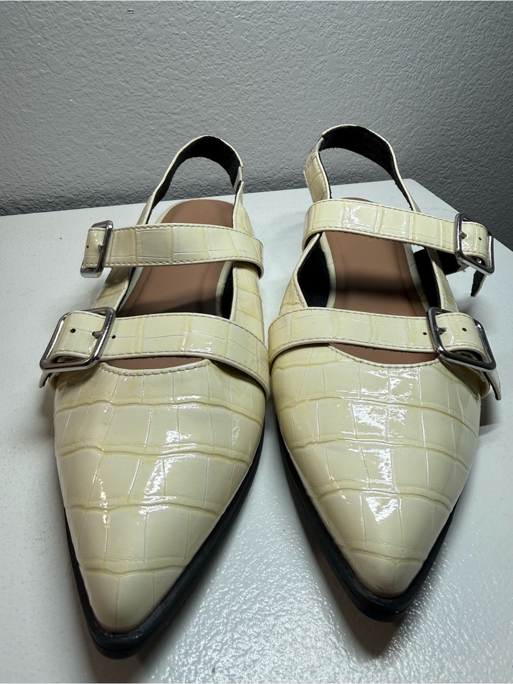 Old Navy Croc-Embossed Pointed Toe Double Buckle Flats in Cream